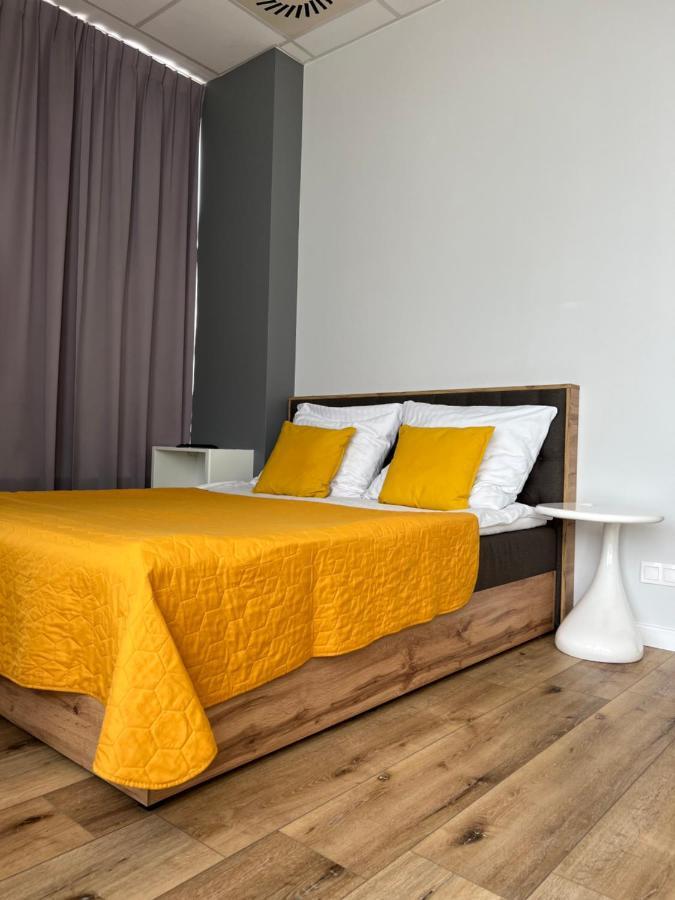 Hotel Apart Варшава Экстерьер фото