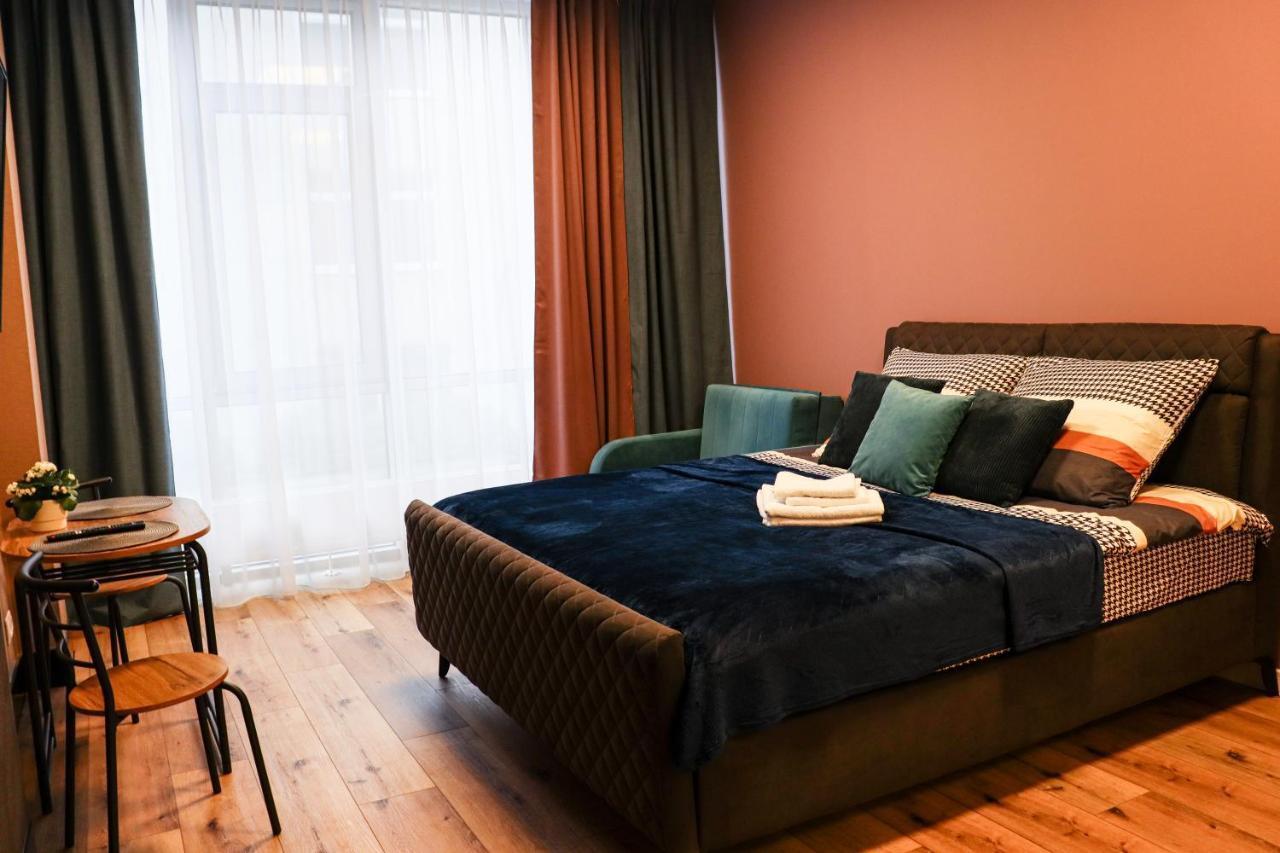 Hotel Apart Варшава Экстерьер фото