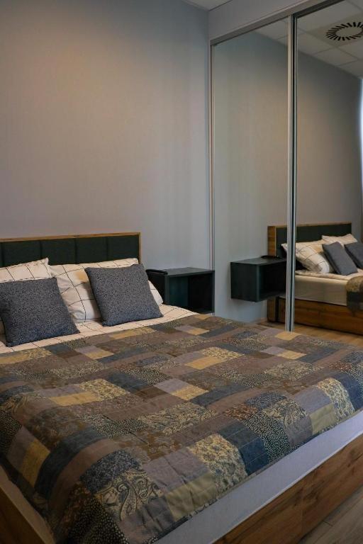 Hotel Apart Варшава Экстерьер фото