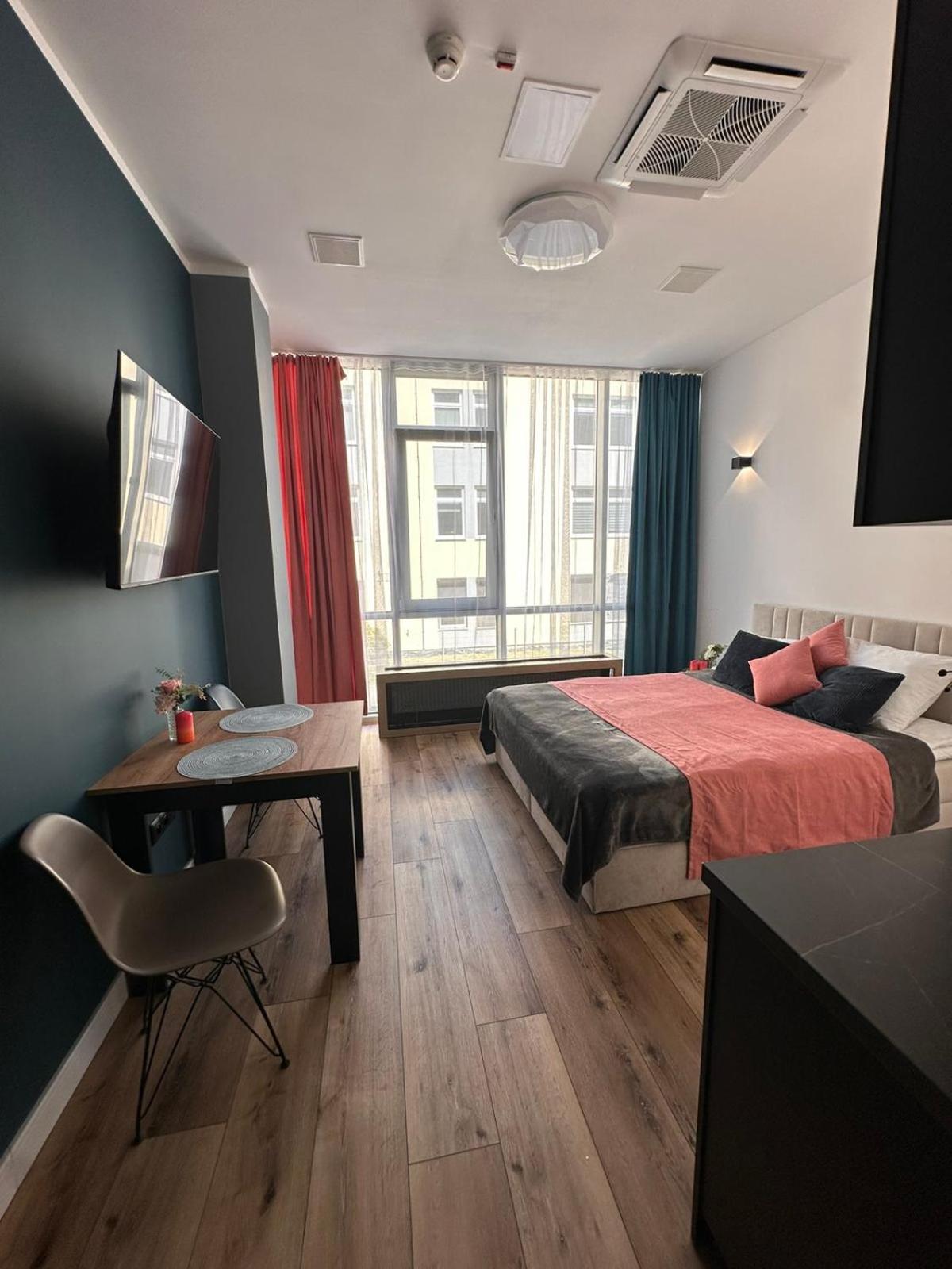 Hotel Apart Варшава Экстерьер фото
